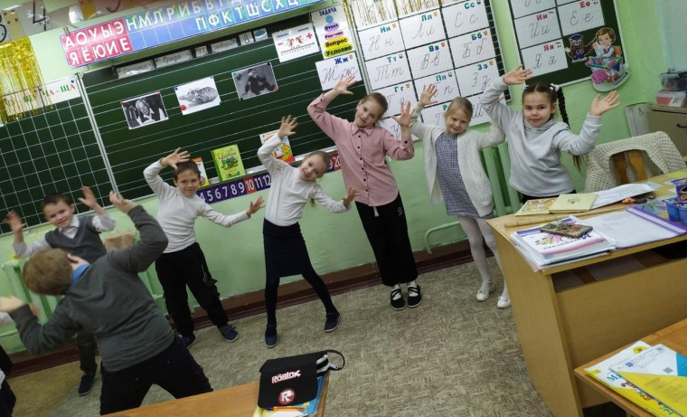 Библиотечный урок - игра " Айболит и Бармалей отмечают юбилей ".